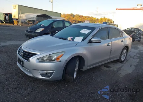 2013 Nissan Altima 2.5 Sv z USA, uszkodzony, nr VIN 1N4AL3AP1DC271538
